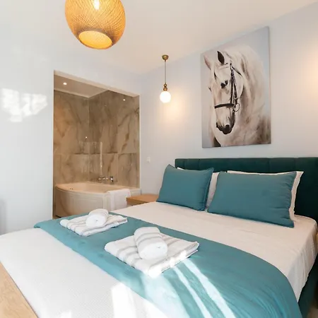 Elena's Luxury Sea View House 2 *